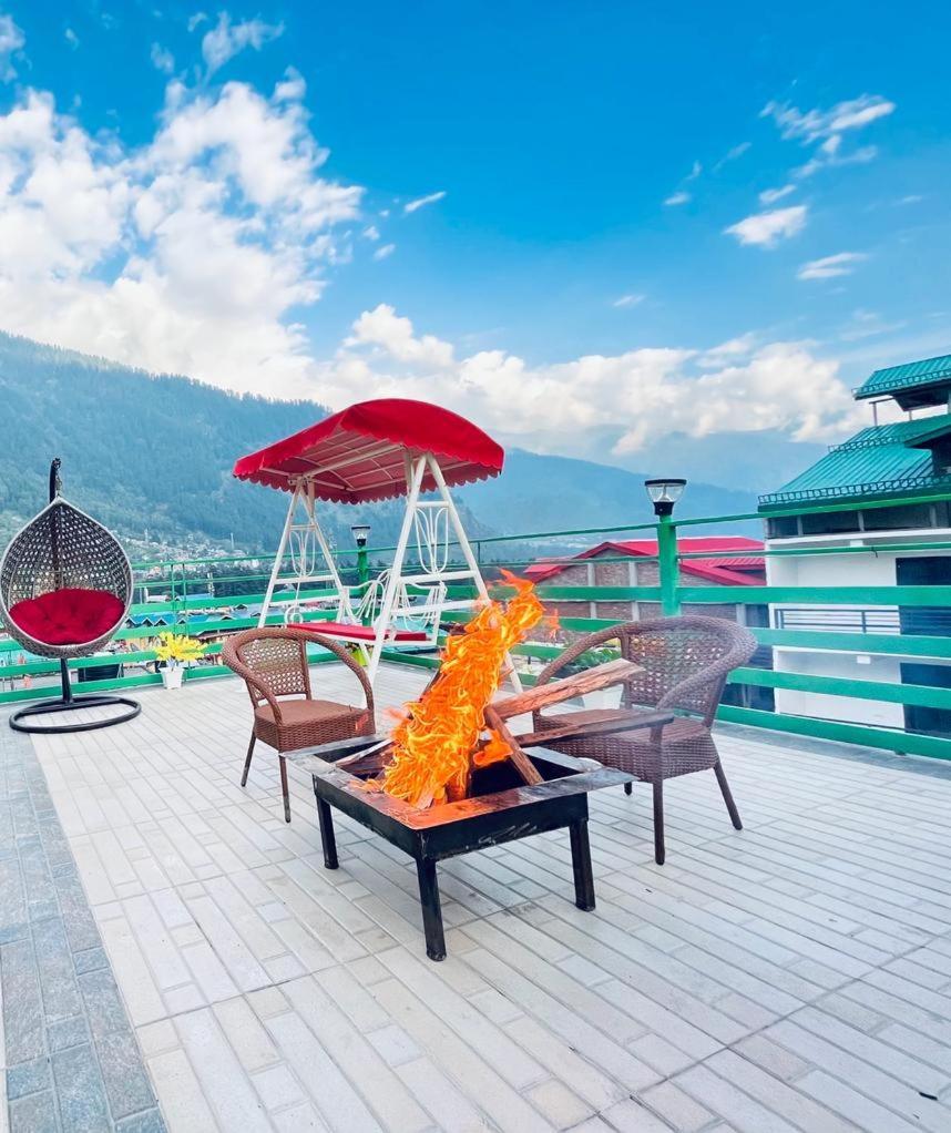 Tata Vista Resort Mall Road Manali - Centrally Heated & Air Cooled Exterior foto